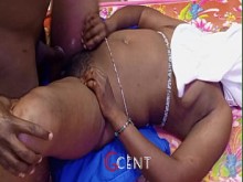 Ella tiene orgasmos incontrolables cuando esa gran polla negra entra dentro de ella-Gcent2